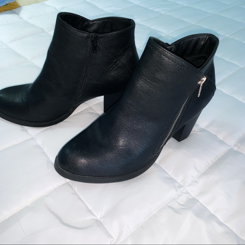Rampage Zipper Ankle Boots